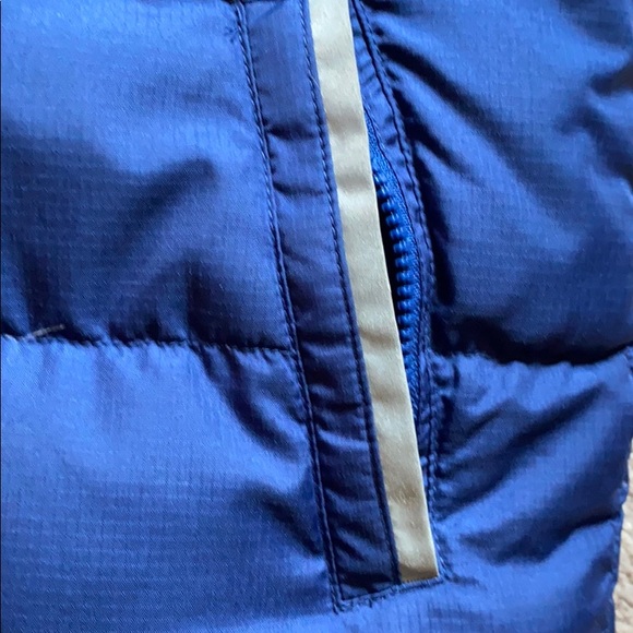 Vineyard Vines boys puffer vest - Picture 3 of 7